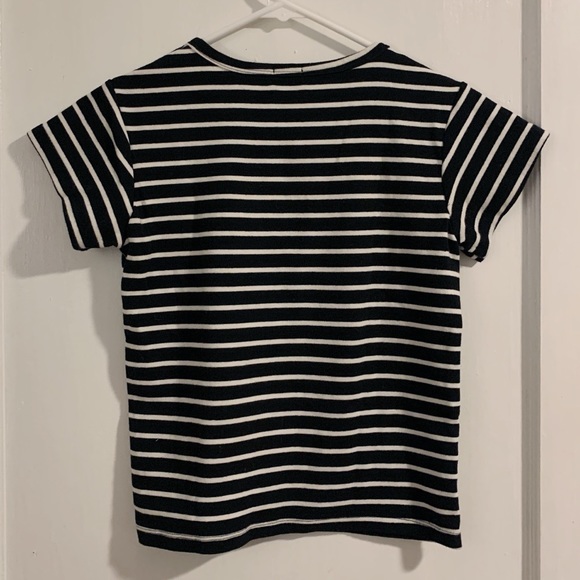 Fitted black and white striped t-shirt - Picture 2 of 3